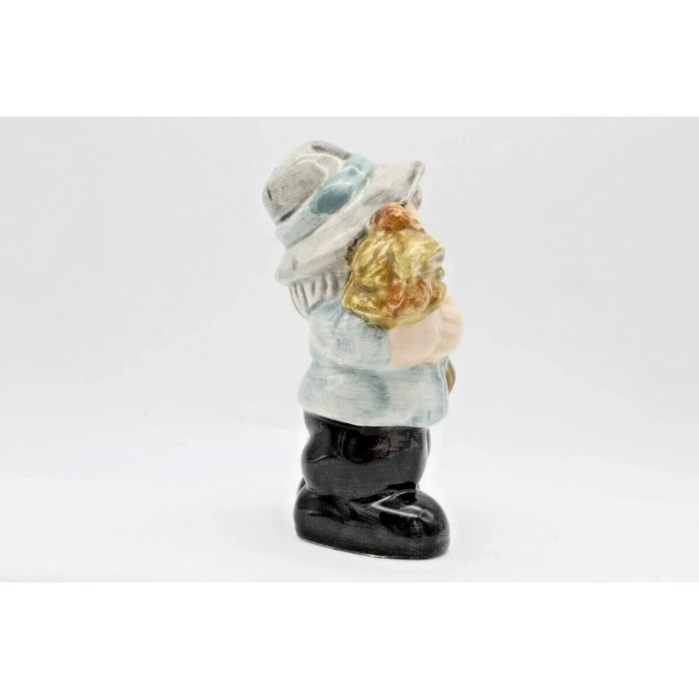 Harvest Pilgrim Salt and Pepper Shakers Thanksgiving RGA 1994 Corn Wheat Vintage